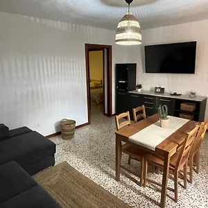https://casa-candelaria-la-laguna-tenerife.tenerifehoteles.net